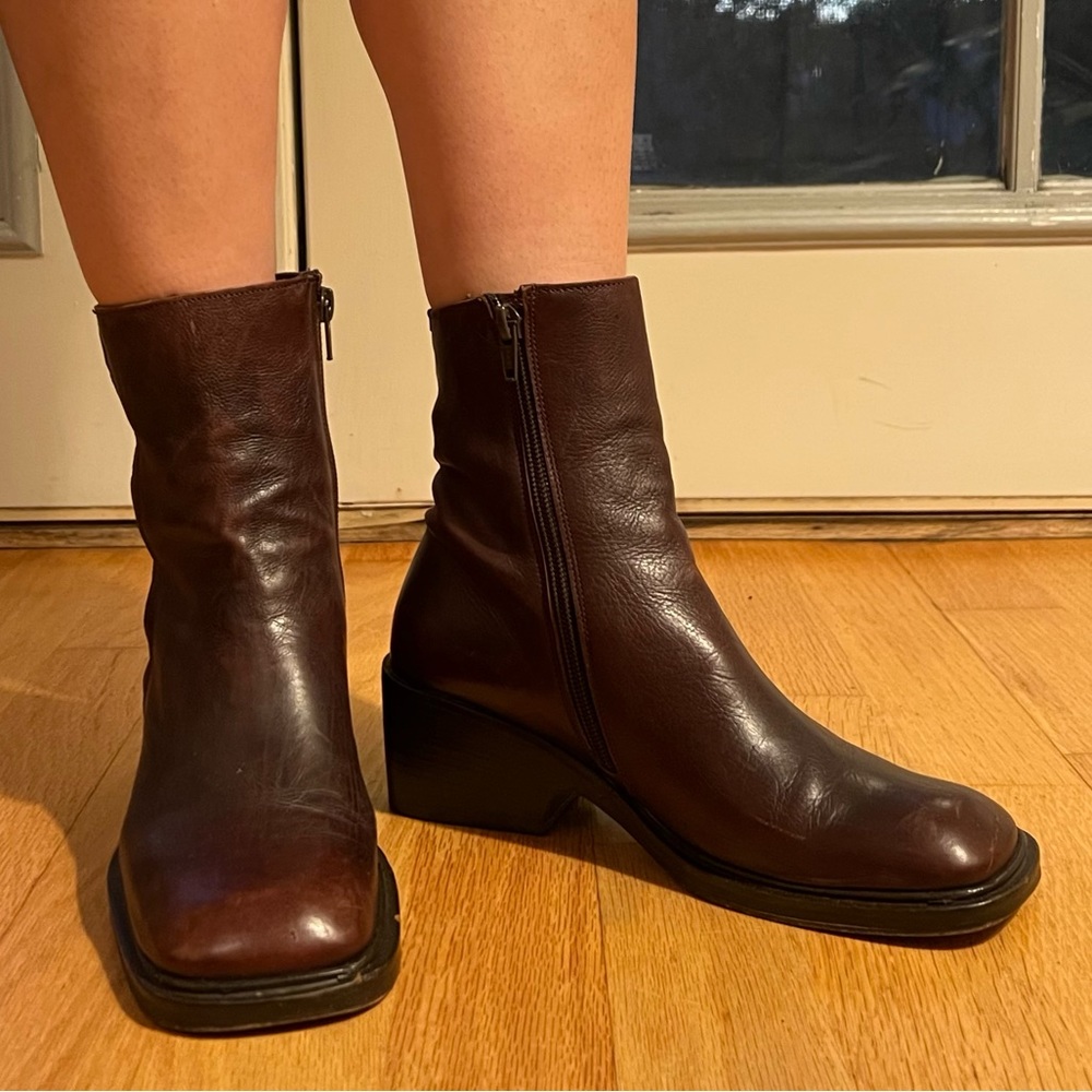Kenneth Cole Boots